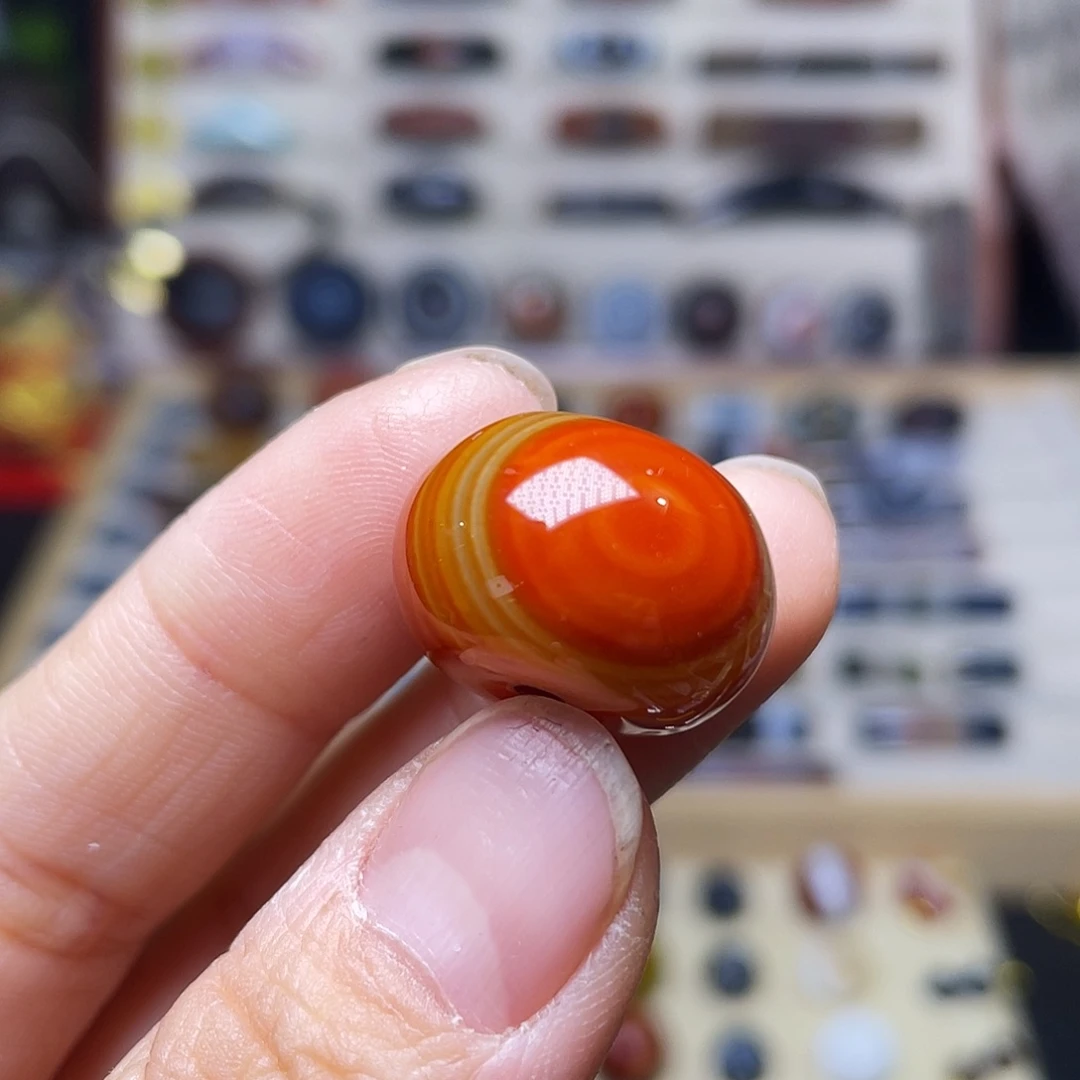 玛瑙/玉髓未镶嵌珠宝奇石