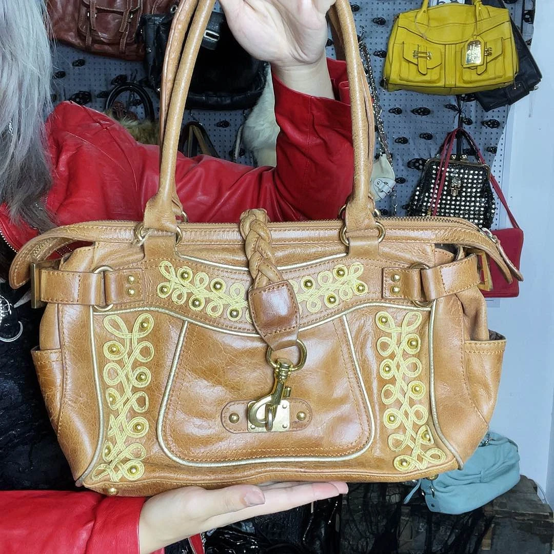 蚕丝包包包包包包包包卡其