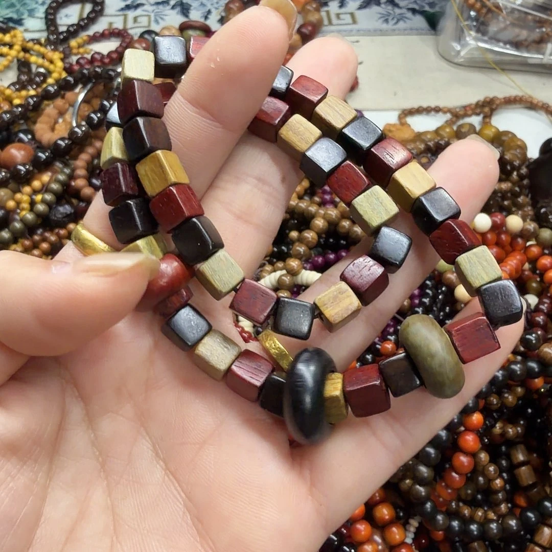 无事牌染料紫檀（血檀）