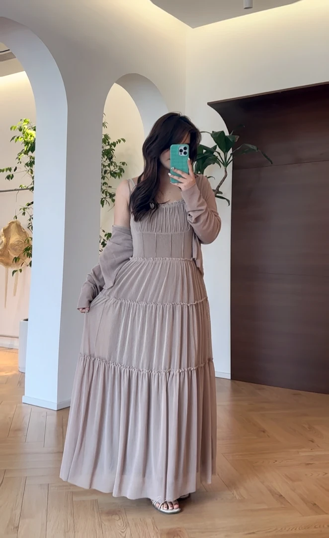 【夏夏】大码夏季显瘦网纱法式褶皱垂感吊带连衣裙x0011