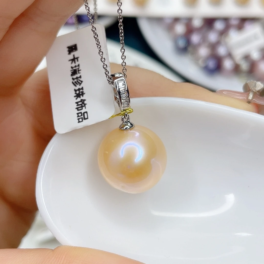 淡水珍珠合金吊坠(赠链)