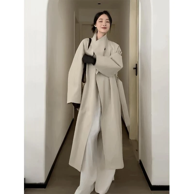 VOCKOO官方2025秋季新款简约慵懒风韩系廓形中长版立领白色风衣外