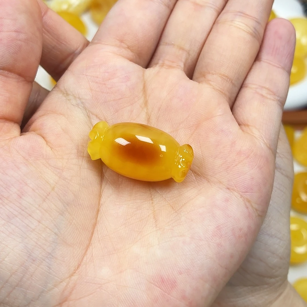 未镶嵌颈饰蜜蜡焦皮妖花糖果