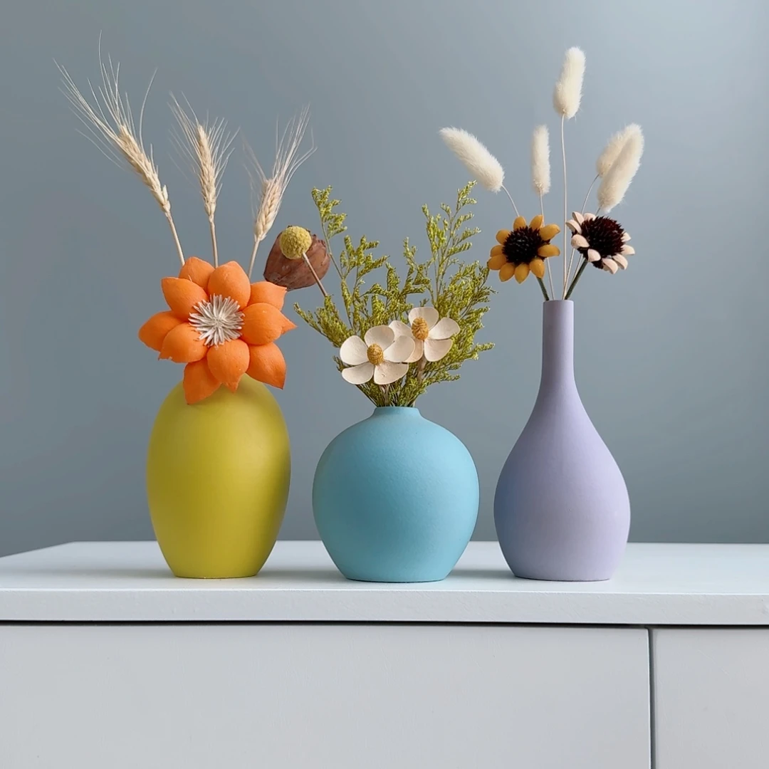 摆件陶瓷小花瓶摆件含花总高约20-30cm