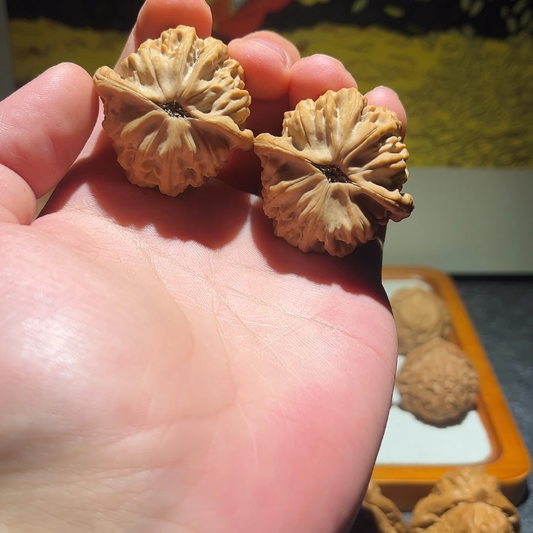 文玩核桃吊坠天地