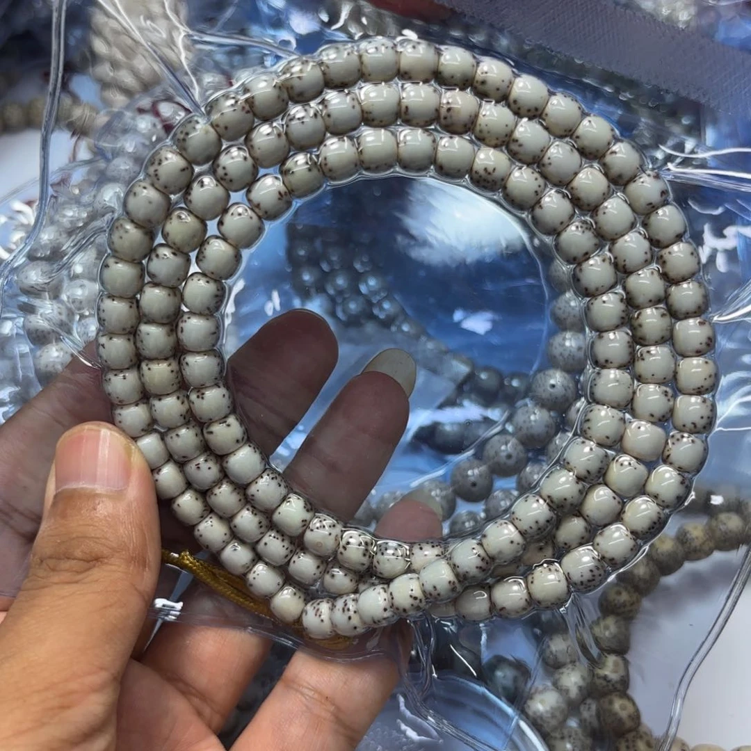 鱼***星月菩提手串星月石玉料7*6