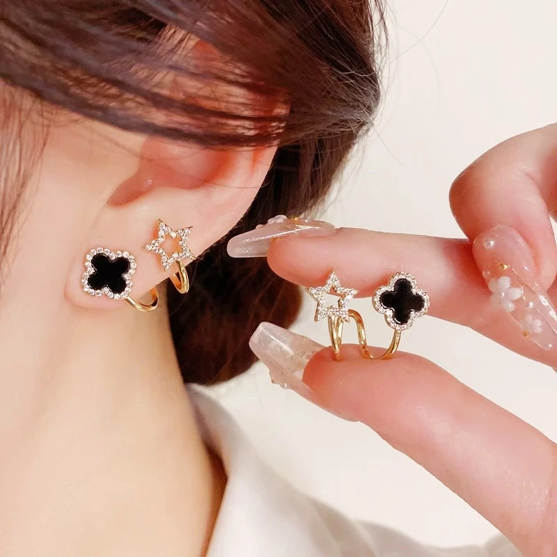 合金合成锆石耳饰 四叶草耳钉女小众设计气质百搭耳环高级感时尚