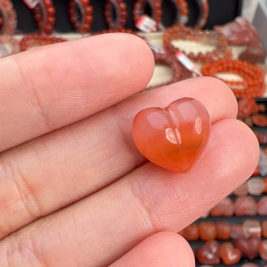 南红玛瑙未镶嵌颈饰小屁桃