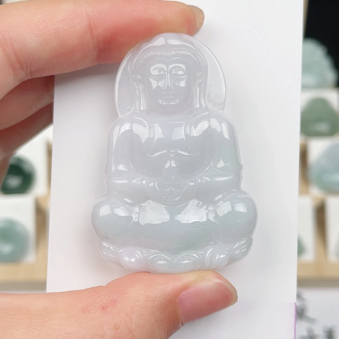 翡翠未镶嵌颈饰观音