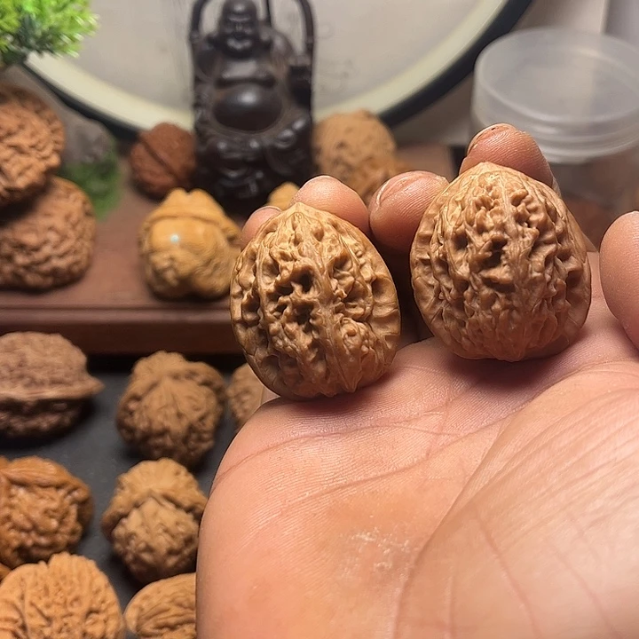 文玩核桃吊坠33野生