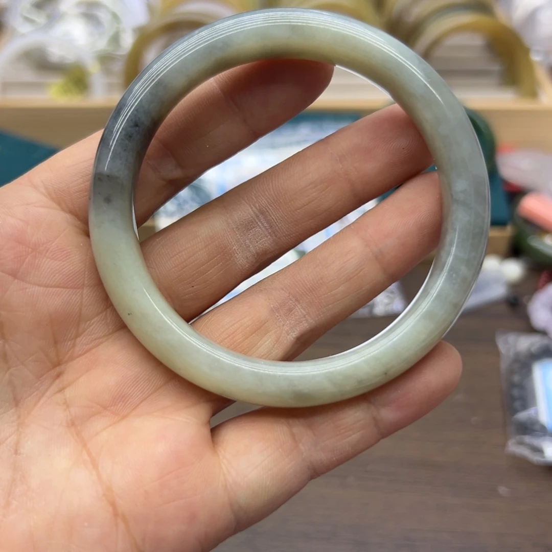 和田玉未镶嵌手镯60圈围985