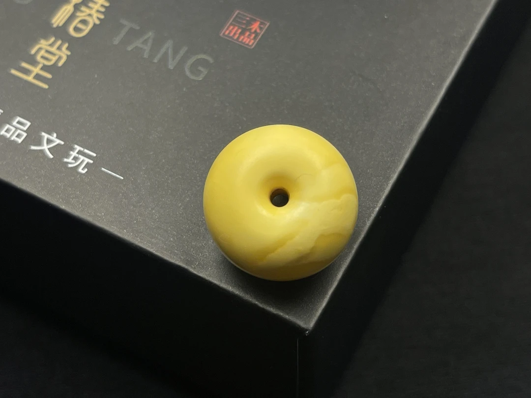 原矿蜜蜡大面包圈 18.2mm直径 肥厚莹润 发香自然 全品无暇