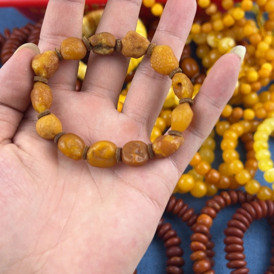 未镶嵌琥珀珠宝奇石