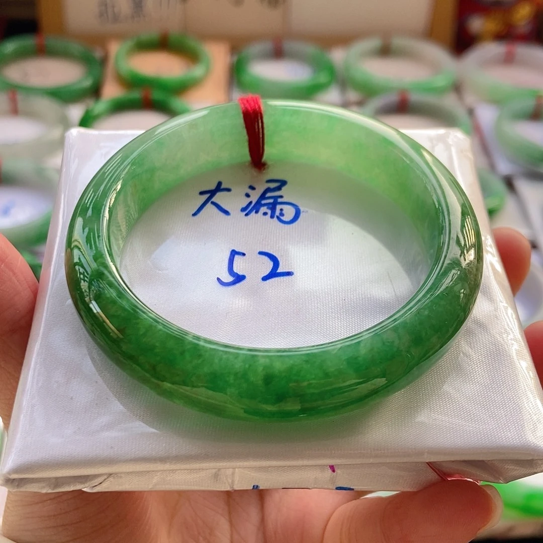 未镶嵌手镯翡翠8号