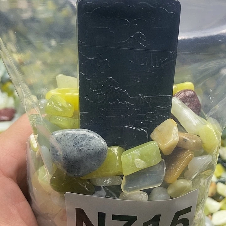 未镶嵌蛇纹石玉鱼缸石