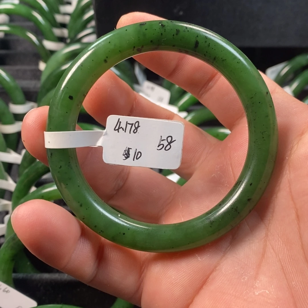 和田玉（碧玉）未镶嵌手镯58