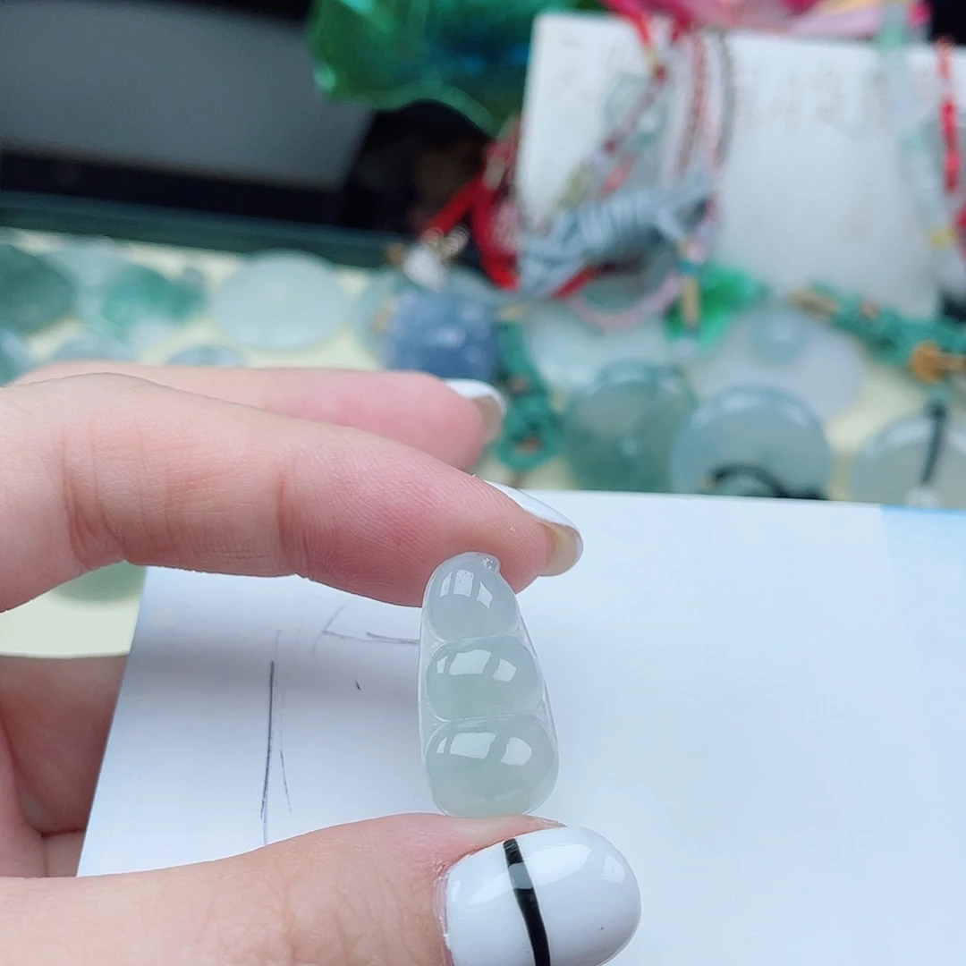颈饰未镶嵌翡翠358386535