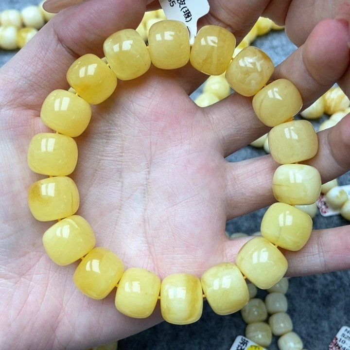 琥珀未镶嵌珠宝奇石9
