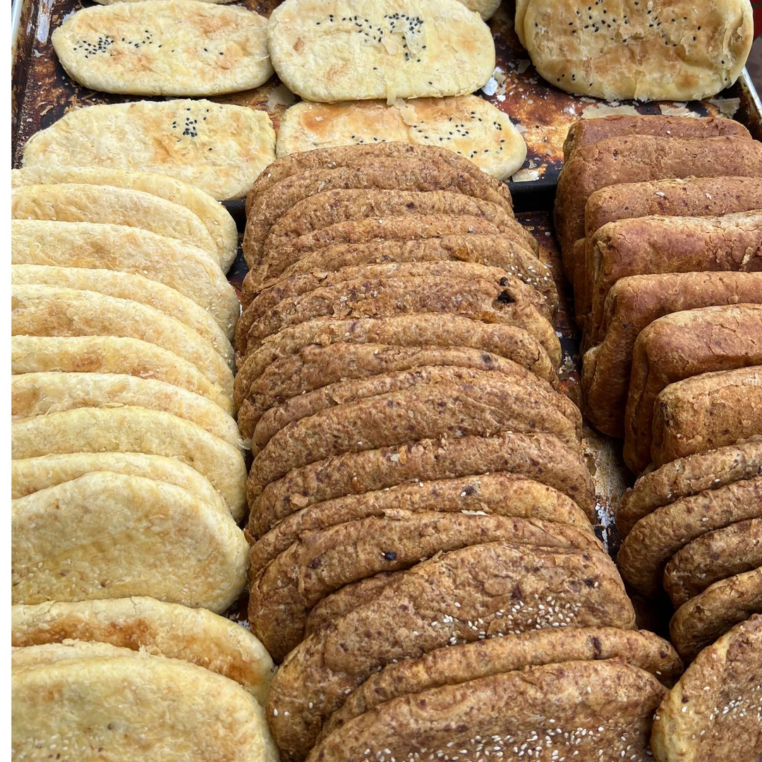 【性价比拉满的十个混装】特色麻油烧饼 半发面 酥的掉渣