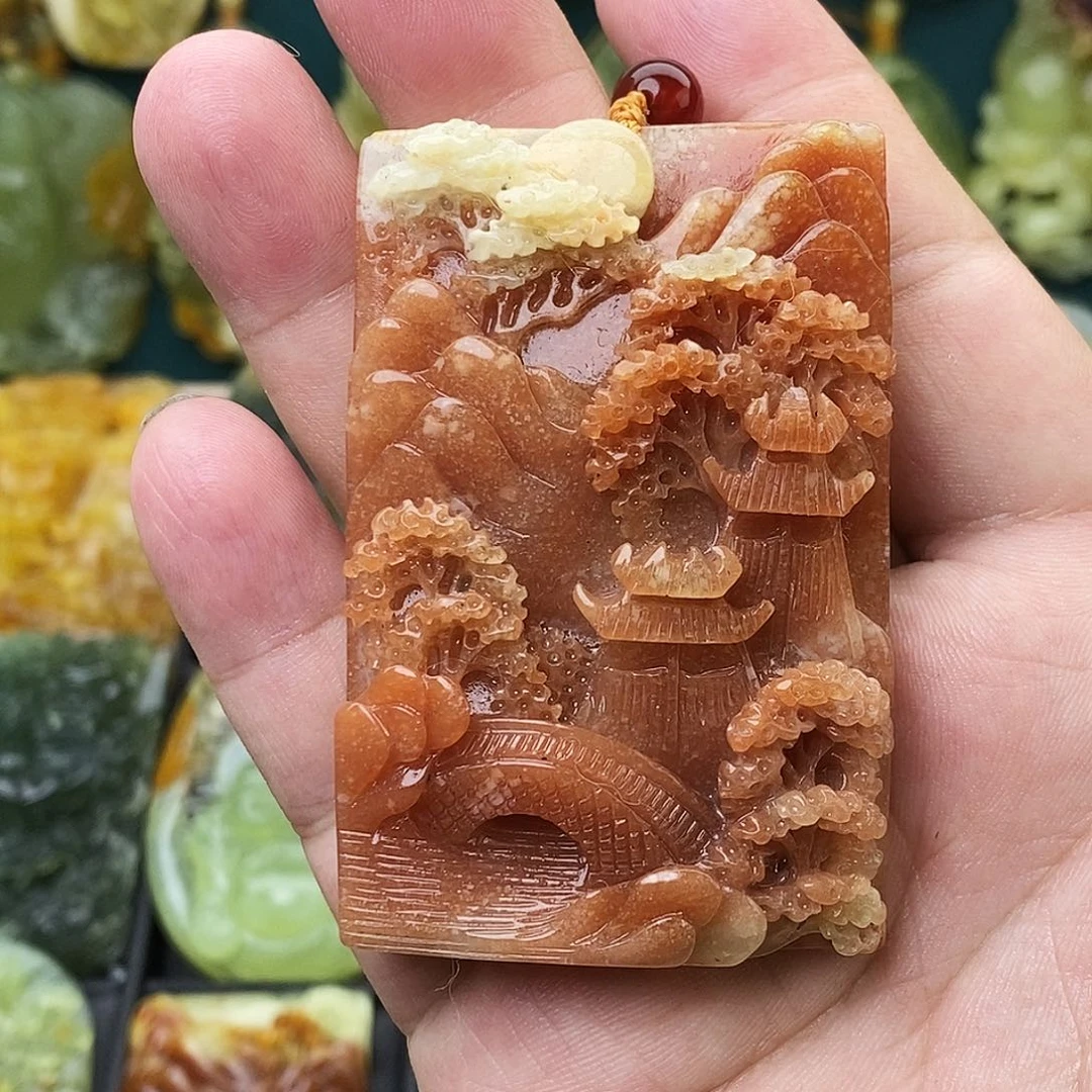 蛇纹石玉未镶嵌颈饰
