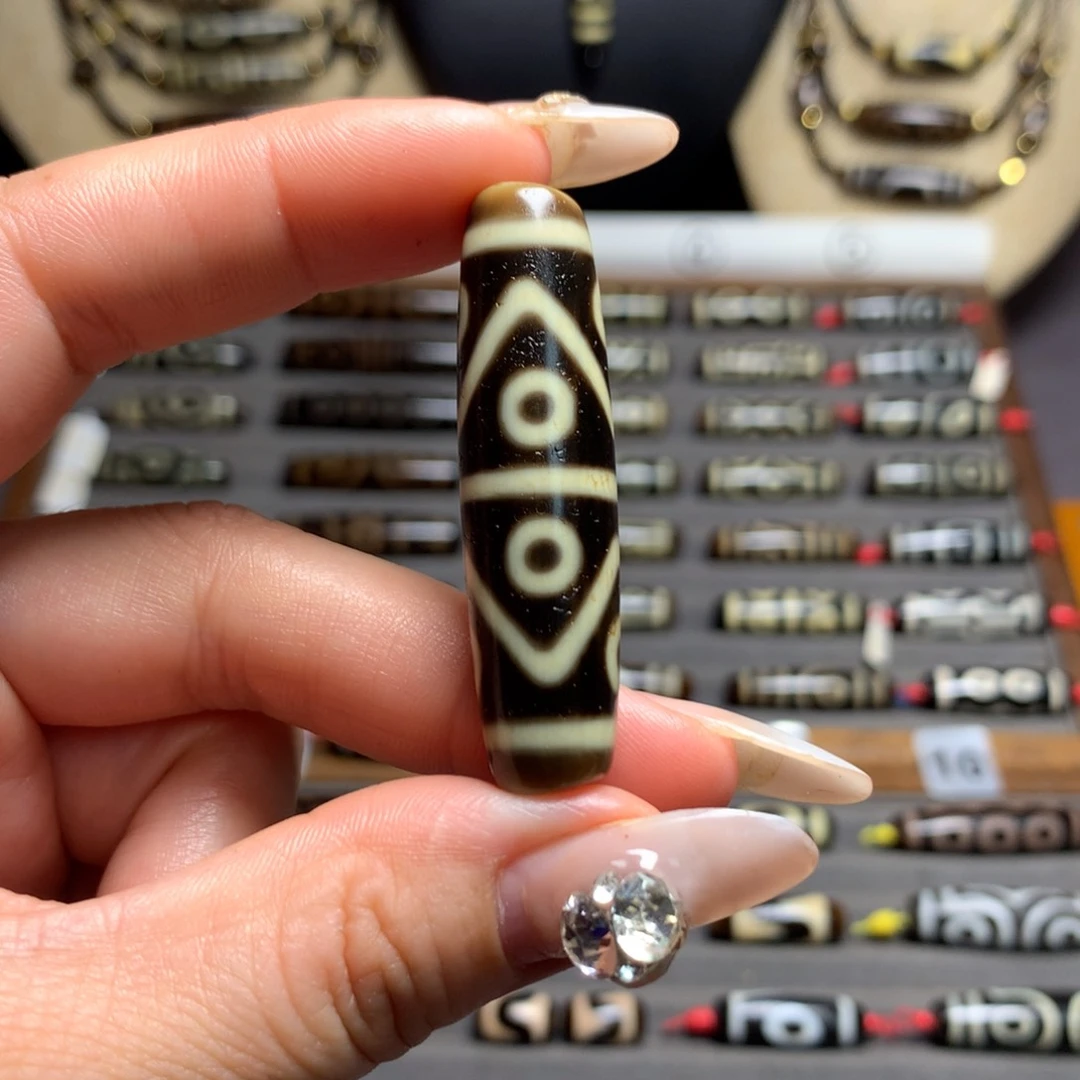 未镶嵌颈饰玛瑙/玉髓（覆膜）