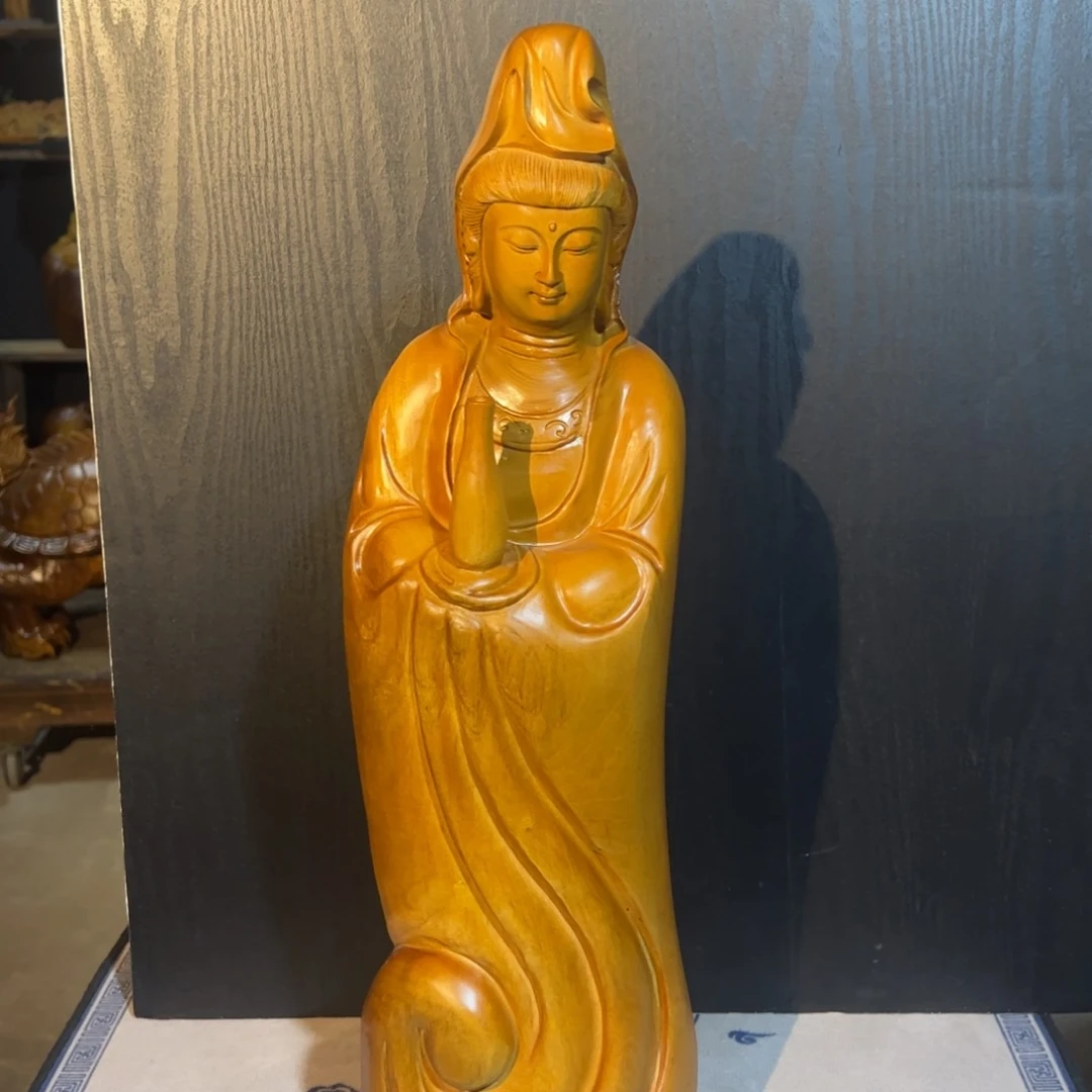 香樟木混***王人物实木雕件