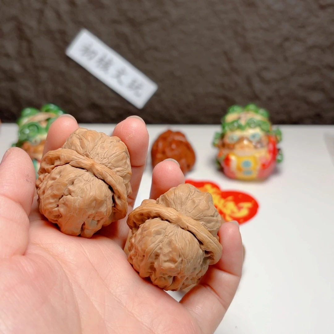 文玩核桃把件老*蛤蟆头
