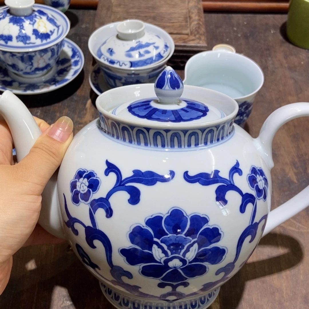 清***在陶瓷艺术品等行业