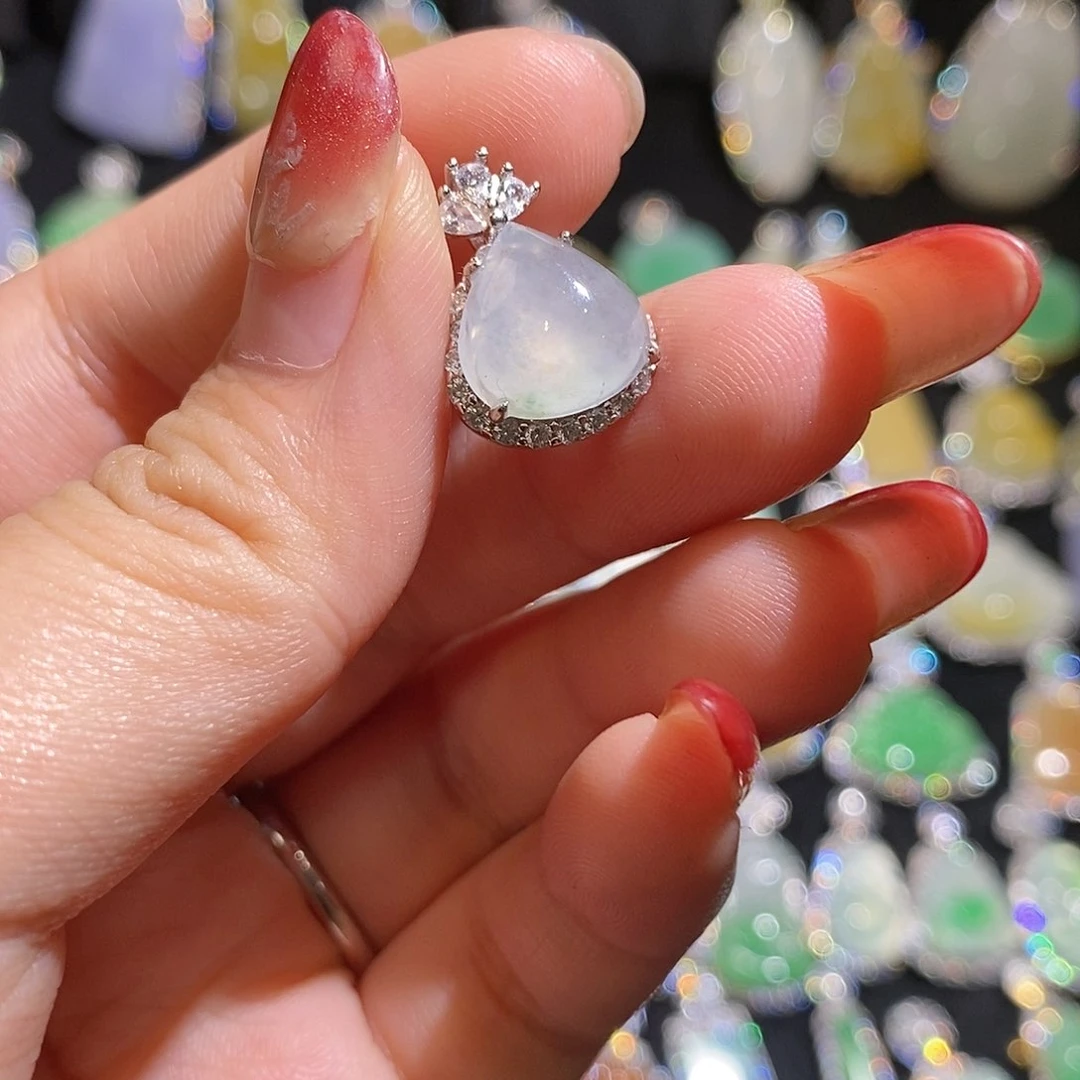 翡翠银S925镶嵌颈饰天然翡翠