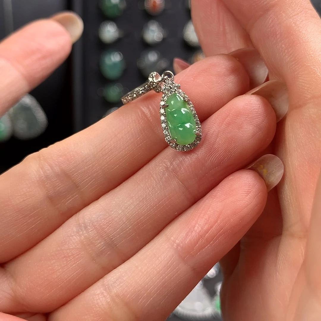 翡翠银S925镶嵌颈饰A****）11111111