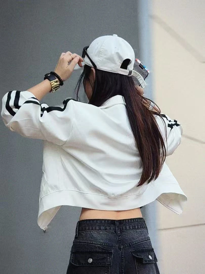 8305外套女款爆款2025新款高级感修身纯色简约短款拉链上衣服外套