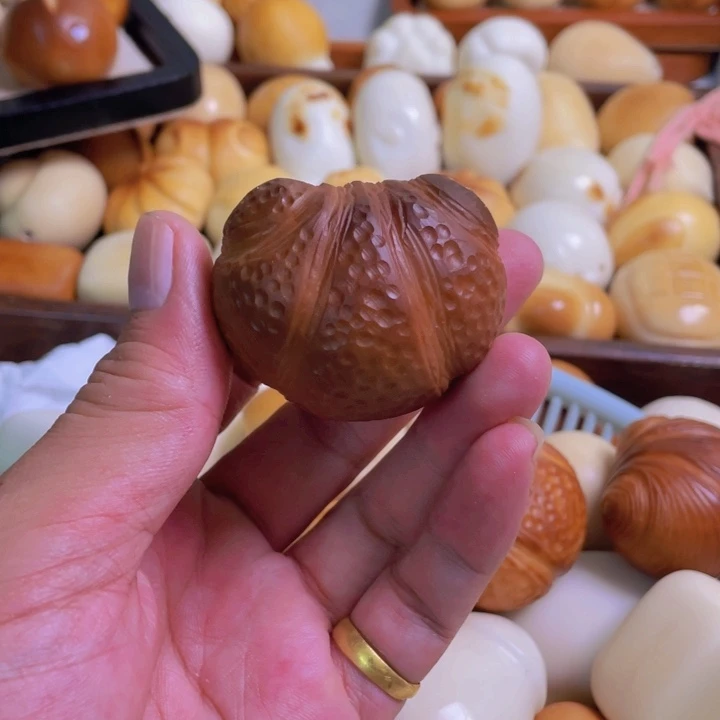 菩提根/象牙果吊坠微瑕，牛角包