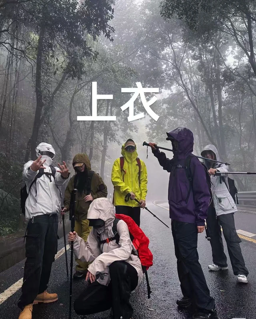 （LL）2025早春新款立领半拉链时尚上衣