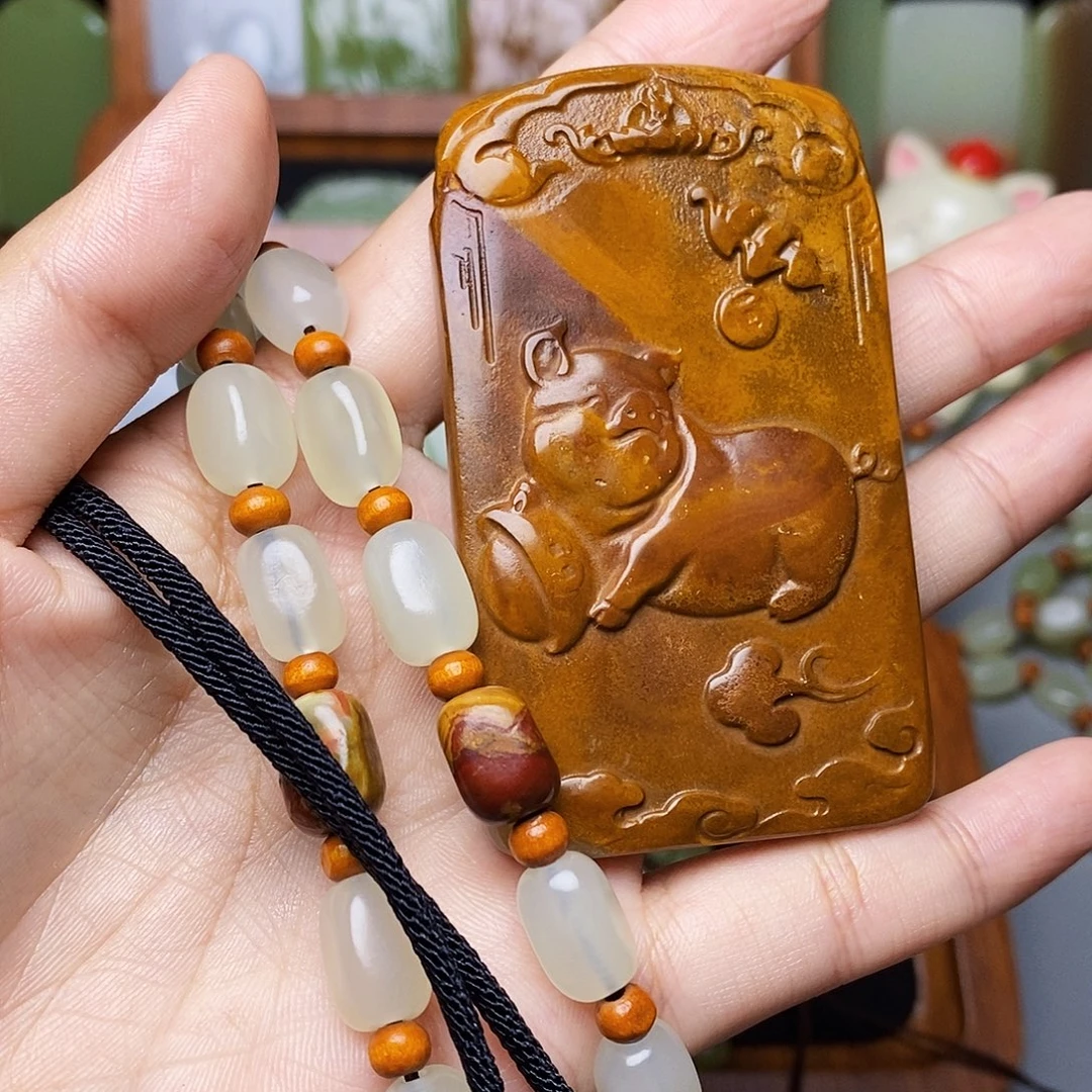 小***熊新疆昆仑山脉料生肖猪