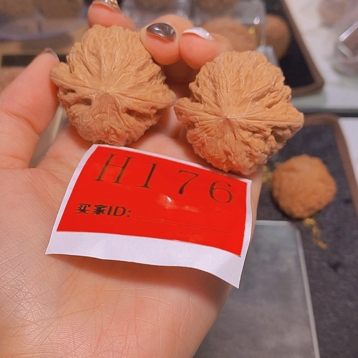 文玩核桃吊坠铁锤42