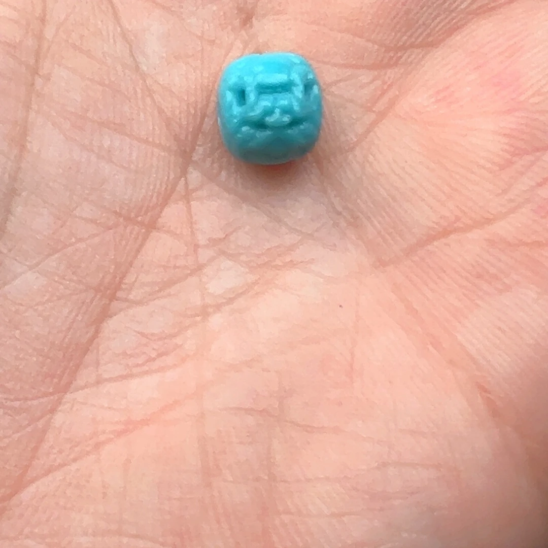 张***生未镶嵌绿松石颈饰
