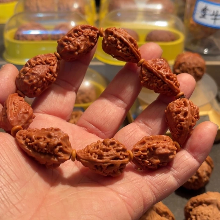 文玩核桃把件手串