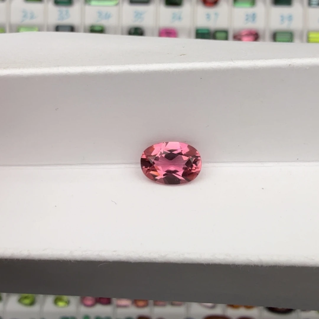 未镶嵌碧玺珠宝半成品天然1.36克拉