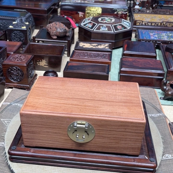 紫檀木类成套家具