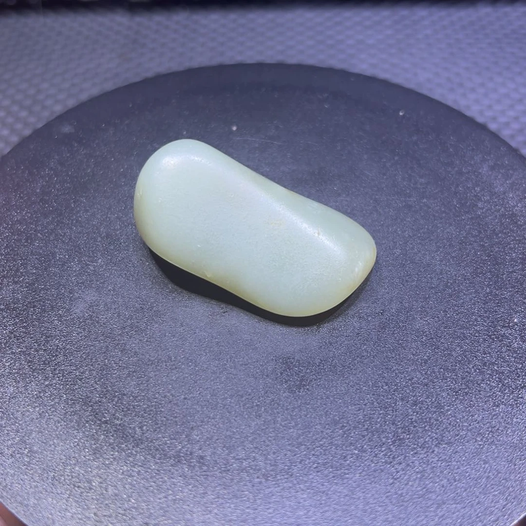 吊坠(不含链)未镶嵌和田玉（子料）31-50