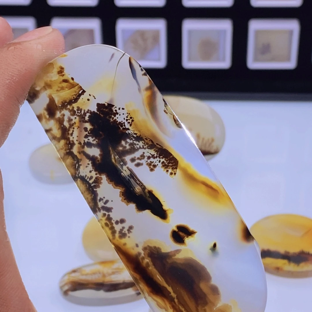 玛瑙/玉髓未镶嵌吊坠(不含链)90