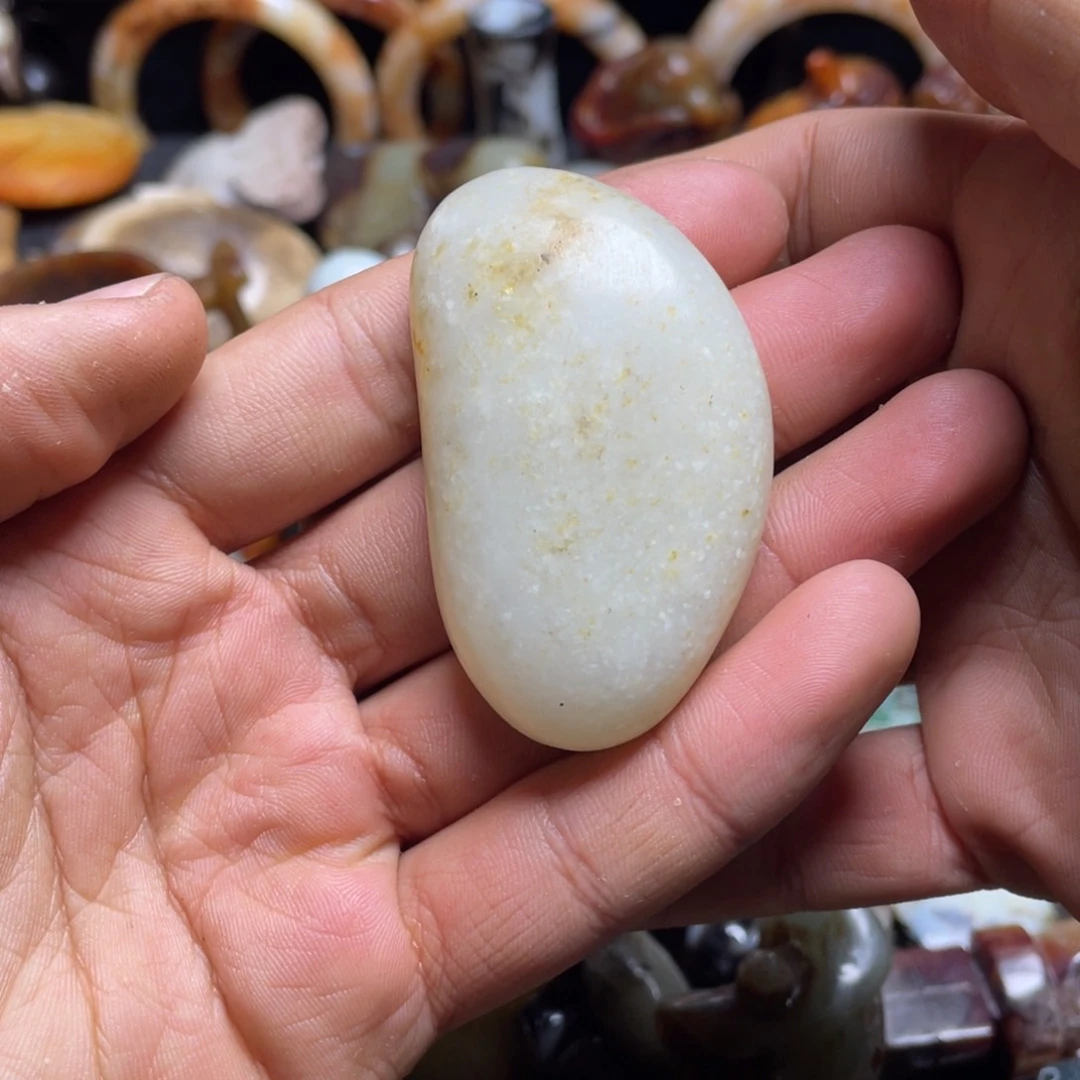 和田玉（糖玉）挂件未镶嵌