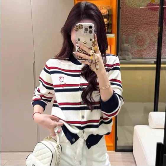法式彩色条纹纽扣针织开衫女2025秋季高级感显瘦圆领长袖毛衣上衣