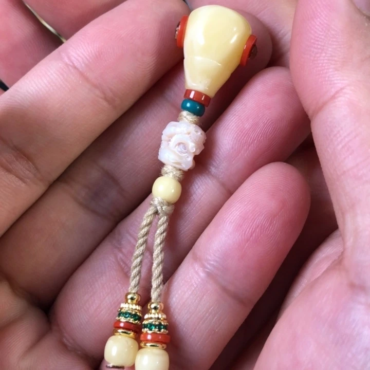 未镶嵌蜜蜡珠宝奇石