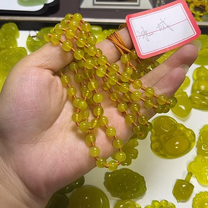 *****未镶嵌蛇纹石玉颈饰