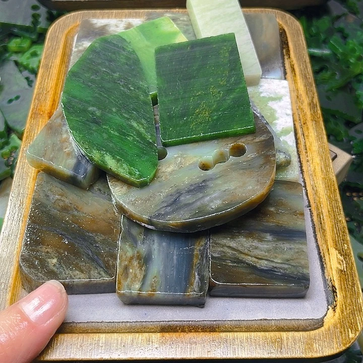 未镶嵌和田玉珠宝半成品燕