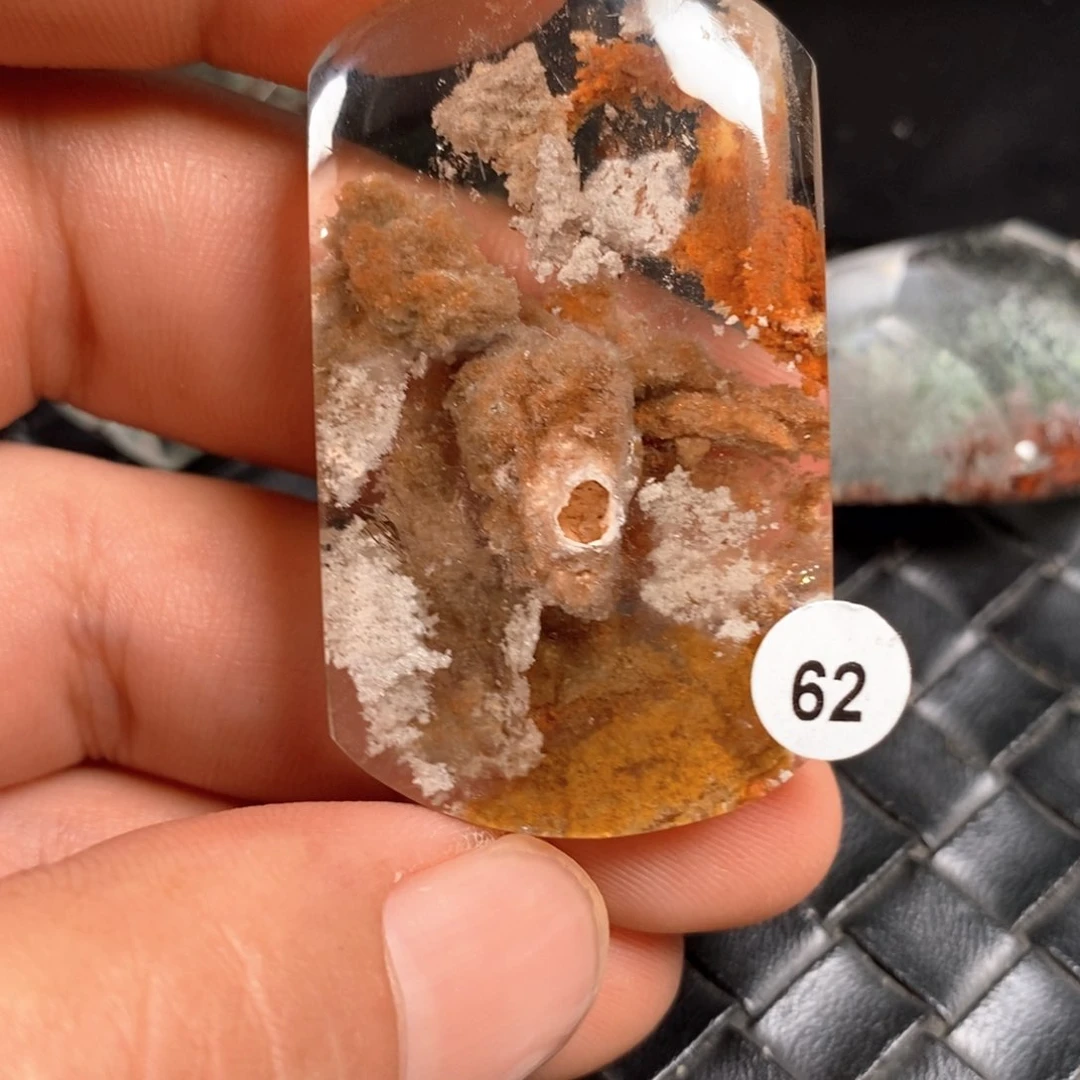 未镶嵌颈饰水晶水晶