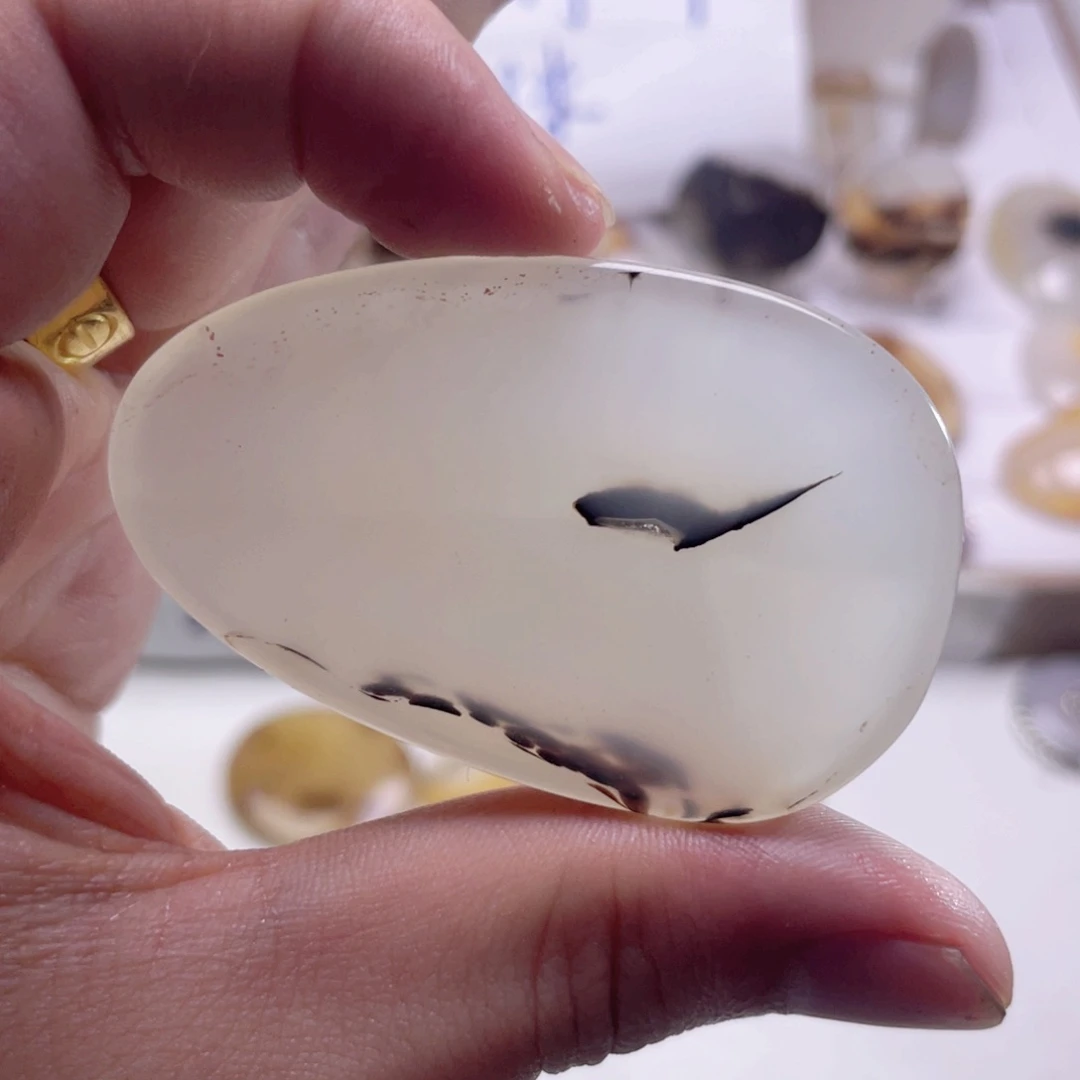 玛瑙/玉髓颈饰合金