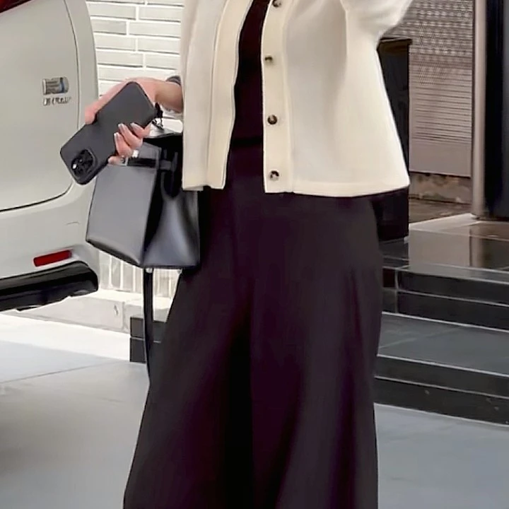 新款时尚洋气精品百搭女装F4325