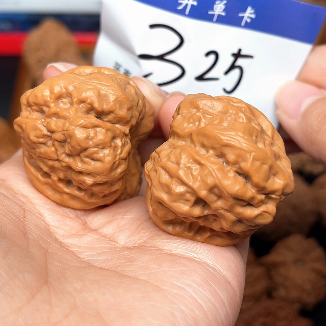 桃核吊坠蛙蛙边37肚43尺寸 克重43